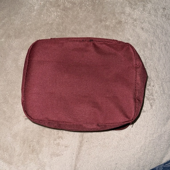 Samsonite red and black zippered bag π - Picture 7 of 7